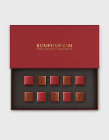 Prabangus saldainių rinkinys atviroje Valentino dovanų dėžutėje – Komplimentai
