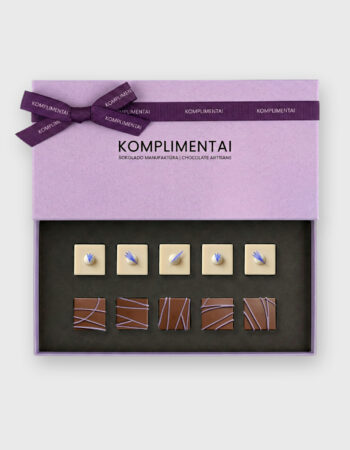 Prabangus saldainių rinkinys PAVASARIS dovanų dėžutėje – Komplimentai